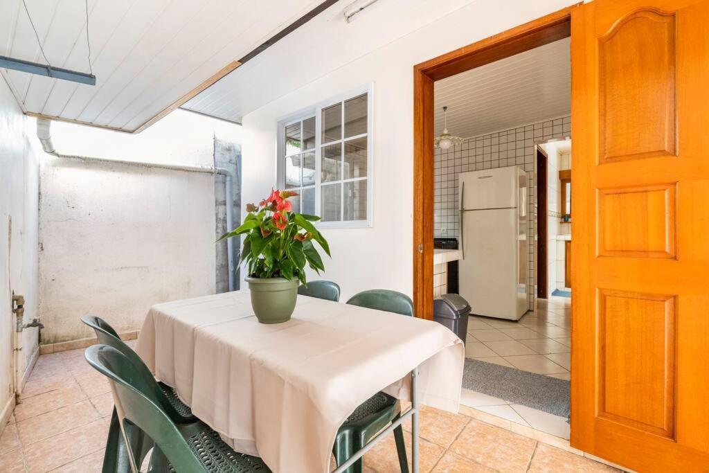 Chaine Lodge Maison Entiere Free Parking & Wifi 3Min De L'Aeroport Faaa Екстер'єр фото