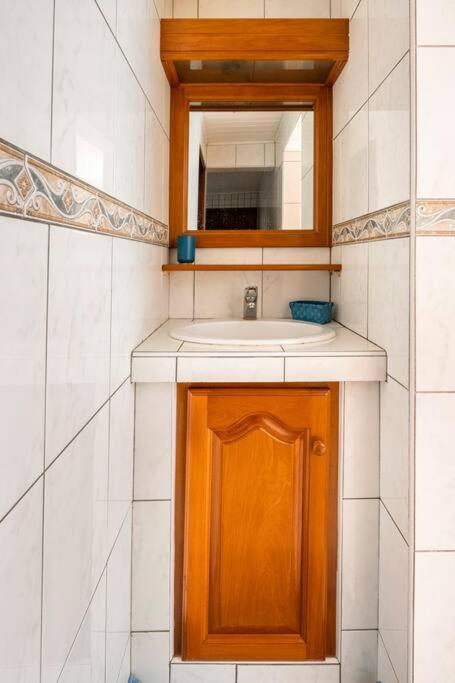Chaine Lodge Maison Entiere Free Parking & Wifi 3Min De L'Aeroport Faaa Екстер'єр фото