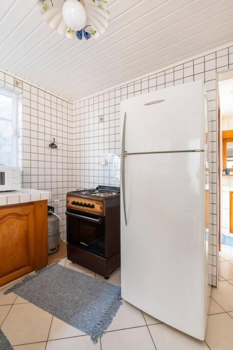 Chaine Lodge Maison Entiere Free Parking & Wifi 3Min De L'Aeroport Faaa Екстер'єр фото